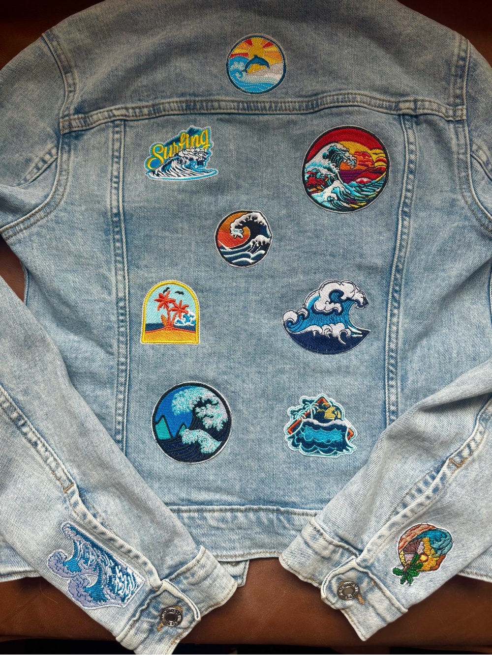 Surfer Cali Ocean Patches Women’s Denim Jacket in size XS